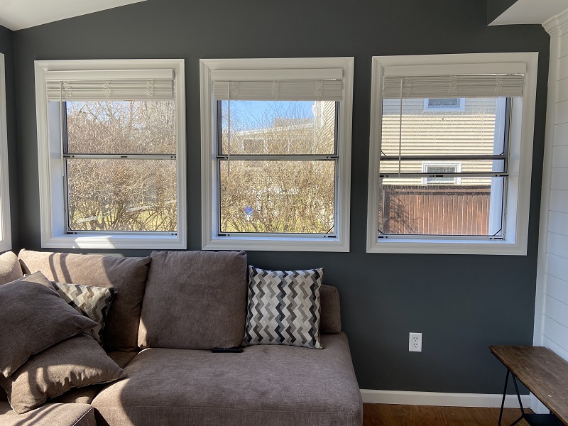 Heavy storm windows